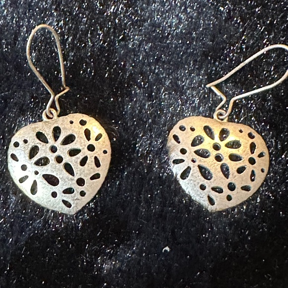 Brighton link n heart necklace and earrings - Picture 11 of 11